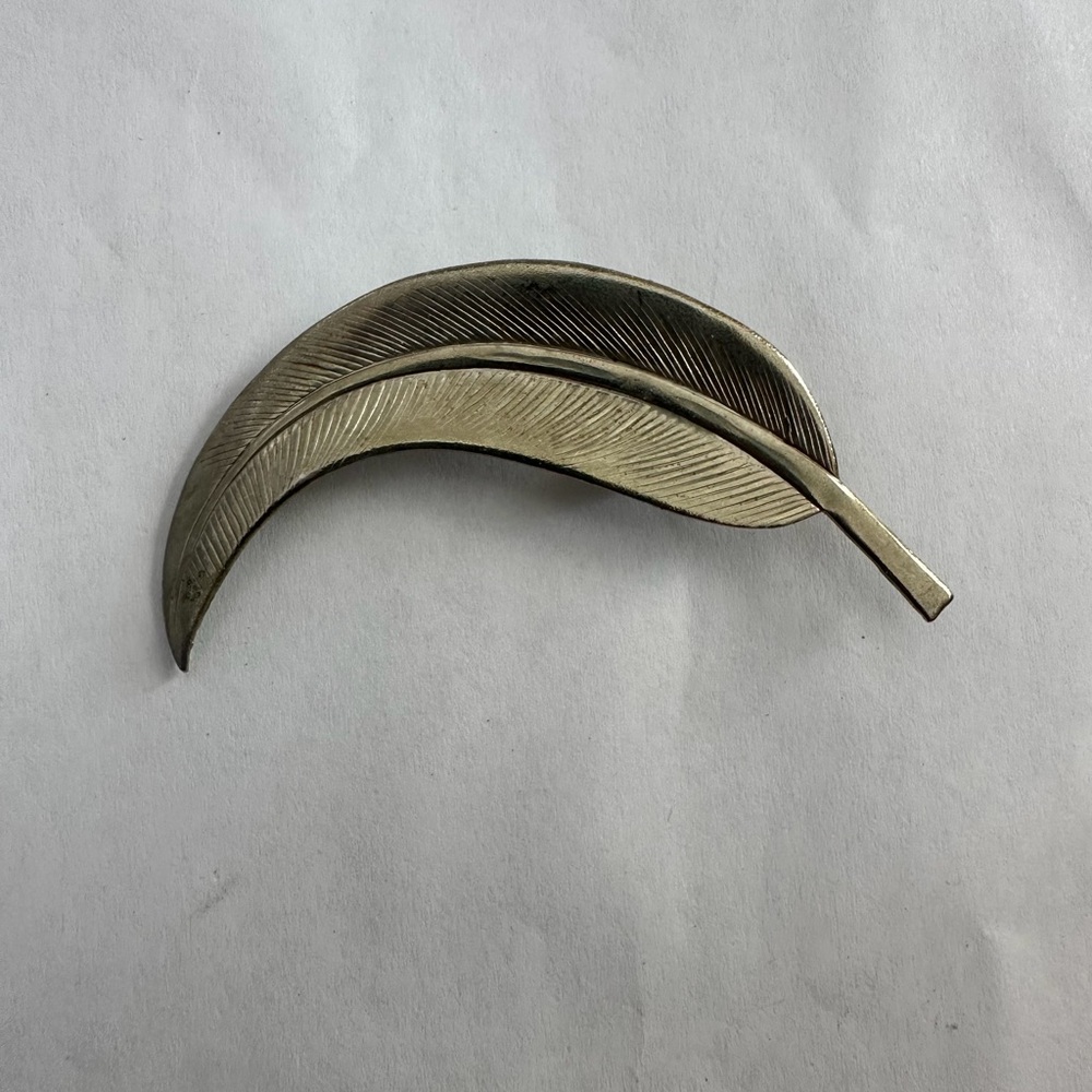 Vintage Gold Tone Feather Brooch